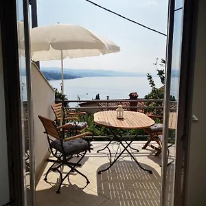 New Cosy With Private Parking Apartman
